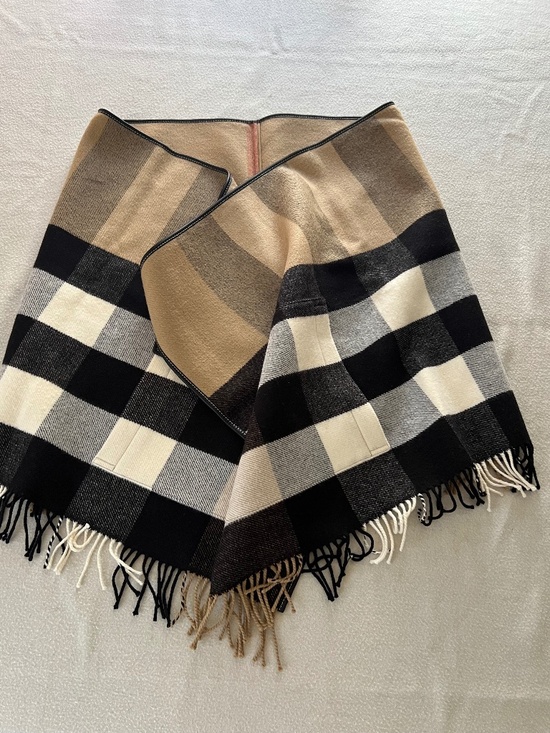 Burberry Accessories - Burberry Cape